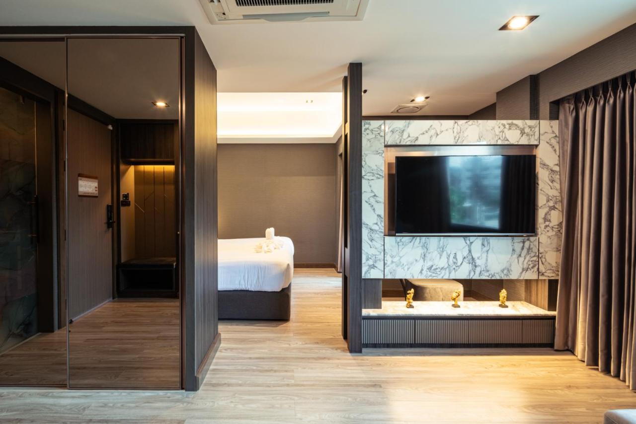 The One Smart Living Hotel Bangkok Exterior photo