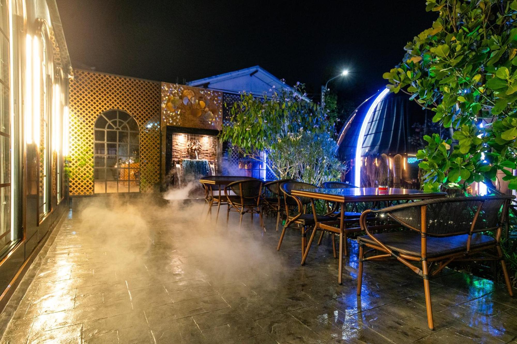 The One Smart Living Hotel Bangkok Exterior photo